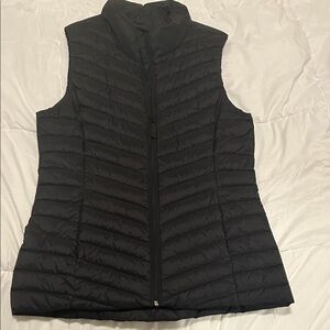 Old Navy Black Quilted Puffer Vest (Tall Medium)